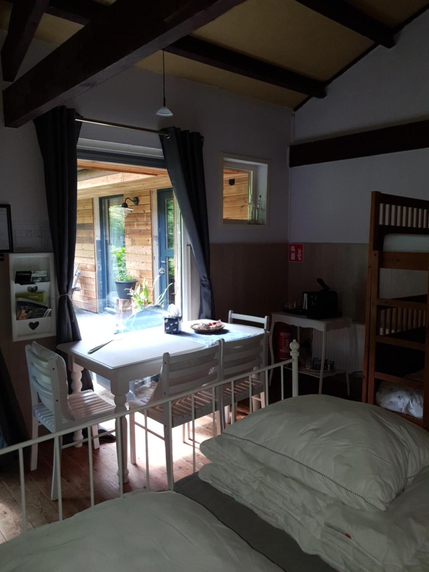 B&B Land Of Tir Nan Og 로멜 외부 사진